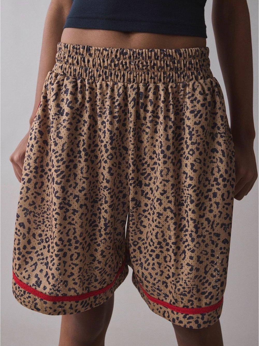 UO BDG Leopard Print Elastic-Waist Women’s Shorts in Tan with Red Trim - Picture 4 of 6